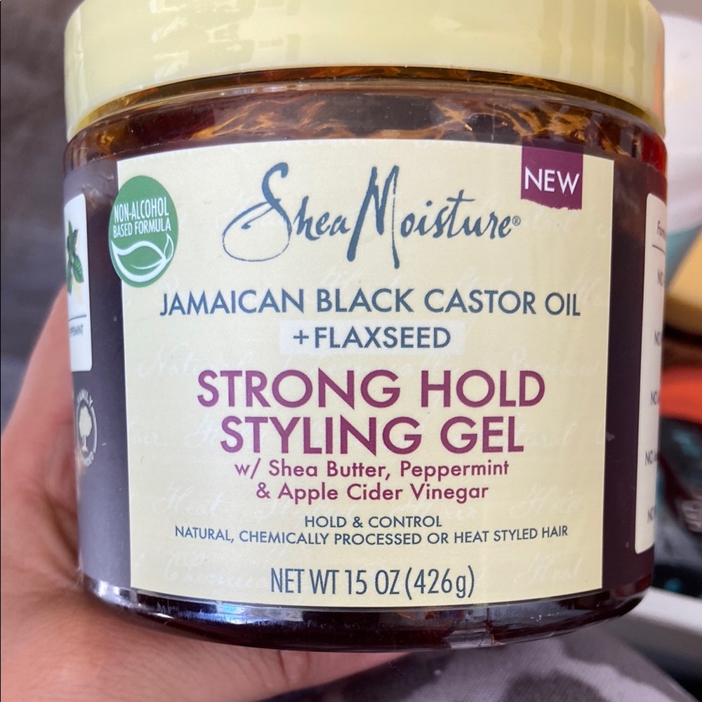 SheaMoisture Strong Hold Styling Gel